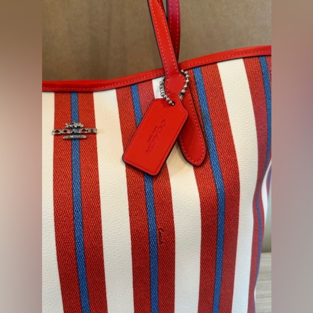 NWOT Coach Large city Tote Bag with Striped Print (Sold Out) CT825 - Picture 5 of 12